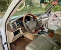 Белый Лексус ЛХ, объемом двигателя 4.66 л и пробегом 375 тыс. км за 17900 $, фото 24 на Automoto.ua