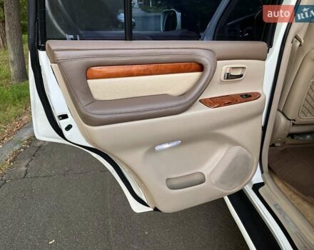 Белый Лексус ЛХ, объемом двигателя 4.66 л и пробегом 375 тыс. км за 17900 $, фото 21 на Automoto.ua