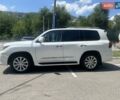 Лексус ЛХ 2008 в Днепре (Днепропетровске) на Automoto.ua Белый Лексус ЛХ, объемом двигателя 5.69 л и пробегом 260 тыс. км за 26000 $, фото 1 на Automoto.ua