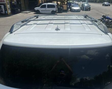 Лексус ЛХ 2008 в Днепре (Днепропетровске) на Automoto.ua Белый Лексус ЛХ, объемом двигателя 5.69 л и пробегом 260 тыс. км за 26000 $, фото 5 на Automoto.ua