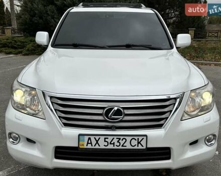Белый Лексус ЛХ, объемом двигателя 5.66 л и пробегом 186 тыс. км за 24900 $, фото 26 на Automoto.ua