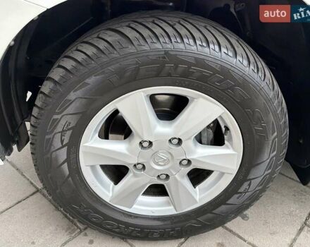 Белый Лексус ЛХ, объемом двигателя 5.66 л и пробегом 206 тыс. км за 25555 $, фото 31 на Automoto.ua