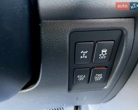 Білий Лексус ЛХ, об'ємом двигуна 5.66 л та пробігом 318 тис. км за 23500 $, фото 25 на Automoto.ua