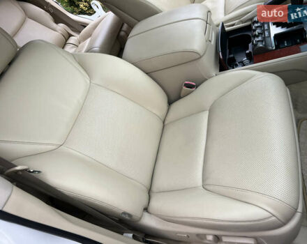 Белый Лексус ЛХ, объемом двигателя 5.66 л и пробегом 157 тыс. км за 29500 $, фото 56 на Automoto.ua