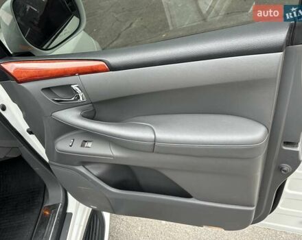 Белый Лексус ЛХ, объемом двигателя 5.66 л и пробегом 186 тыс. км за 24900 $, фото 38 на Automoto.ua