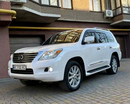 Белый Лексус ЛХ, объемом двигателя 5.66 л и пробегом 299 тыс. км за 22900 $, фото 18 на Automoto.ua
