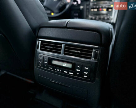 Белый Лексус ЛХ, объемом двигателя 5.7 л и пробегом 307 тыс. км за 20950 $, фото 10 на Automoto.ua