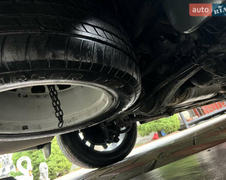 Белый Лексус ЛХ, объемом двигателя 5.66 л и пробегом 157 тыс. км за 29500 $, фото 38 на Automoto.ua