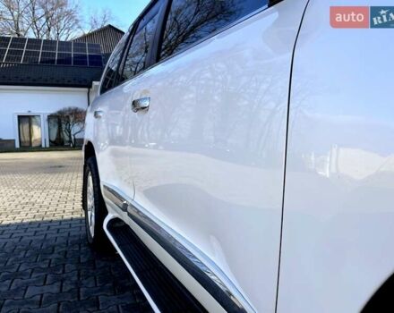 Білий Лексус ЛХ, об'ємом двигуна 5.66 л та пробігом 318 тис. км за 23500 $, фото 21 на Automoto.ua