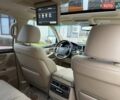 Белый Лексус ЛХ, объемом двигателя 5.66 л и пробегом 206 тыс. км за 25555 $, фото 3 на Automoto.ua