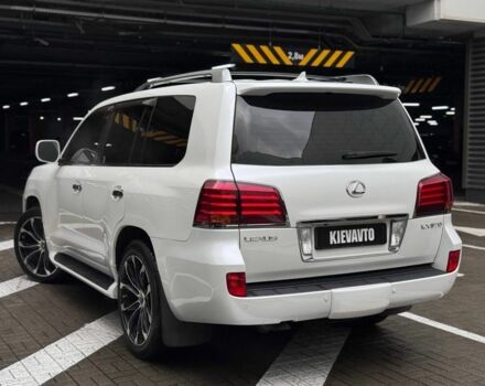Білий Лексус ЛХ, об'ємом двигуна 5.7 л та пробігом 268 тис. км за 24000 $, фото 3 на Automoto.ua