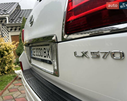 Белый Лексус ЛХ, объемом двигателя 5.66 л и пробегом 157 тыс. км за 29500 $, фото 22 на Automoto.ua