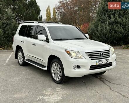 Белый Лексус ЛХ, объемом двигателя 5.66 л и пробегом 186 тыс. км за 24900 $, фото 15 на Automoto.ua