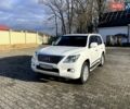 Білий Лексус ЛХ, об'ємом двигуна 5.66 л та пробігом 318 тис. км за 23500 $, фото 2 на Automoto.ua