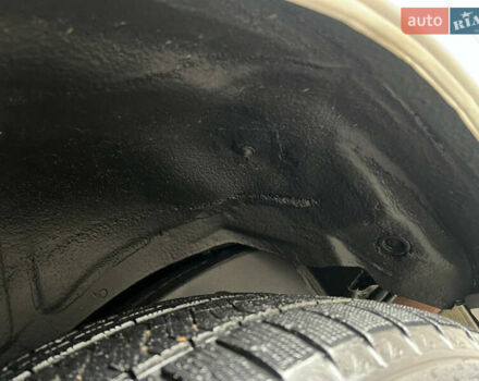 Белый Лексус ЛХ, объемом двигателя 5.66 л и пробегом 157 тыс. км за 29500 $, фото 36 на Automoto.ua