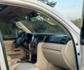 Белый Лексус ЛХ, объемом двигателя 0 л и пробегом 300 тыс. км за 17400 $, фото 5 на Automoto.ua