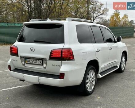 Белый Лексус ЛХ, объемом двигателя 5.66 л и пробегом 186 тыс. км за 24900 $, фото 18 на Automoto.ua