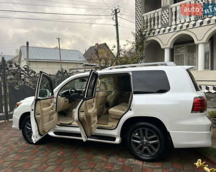 Белый Лексус ЛХ, объемом двигателя 5.66 л и пробегом 157 тыс. км за 29500 $, фото 65 на Automoto.ua