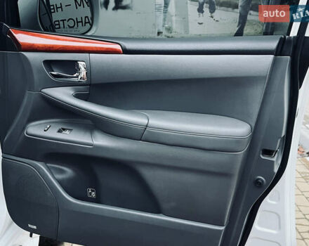 Белый Лексус ЛХ, объемом двигателя 5.7 л и пробегом 197 тыс. км за 25700 $, фото 43 на Automoto.ua