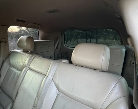 Белый Лексус ЛХ, объемом двигателя 0 л и пробегом 300 тыс. км за 17400 $, фото 7 на Automoto.ua