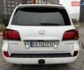 Белый Лексус ЛХ, объемом двигателя 5.66 л и пробегом 206 тыс. км за 25555 $, фото 8 на Automoto.ua