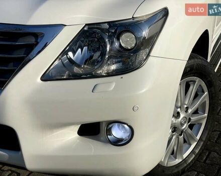 Білий Лексус ЛХ, об'ємом двигуна 5.66 л та пробігом 318 тис. км за 23500 $, фото 17 на Automoto.ua