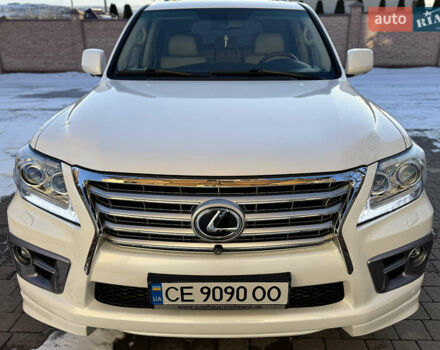 Білий Лексус ЛХ, об'ємом двигуна 5.7 л та пробігом 157 тис. км за 30900 $, фото 2 на Automoto.ua