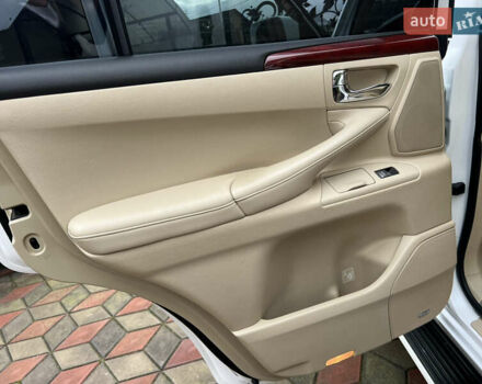 Белый Лексус ЛХ, объемом двигателя 5.66 л и пробегом 157 тыс. км за 29500 $, фото 47 на Automoto.ua