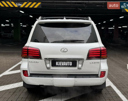 Білий Лексус ЛХ, об'ємом двигуна 5.7 л та пробігом 268 тис. км за 24000 $, фото 7 на Automoto.ua