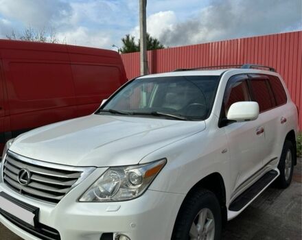 Білий Лексус ЛХ, об'ємом двигуна 5.7 л та пробігом 212 тис. км за 25000 $, фото 1 на Automoto.ua