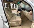 Білий Лексус ЛХ, об'ємом двигуна 5.7 л та пробігом 206 тис. км за 25555 $, фото 15 на Automoto.ua