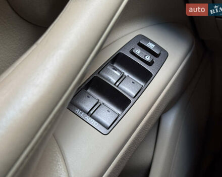 Білий Лексус ЛХ, об'ємом двигуна 5.7 л та пробігом 268 тис. км за 24000 $, фото 33 на Automoto.ua