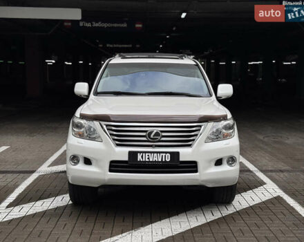 Білий Лексус ЛХ, об'ємом двигуна 5.7 л та пробігом 268 тис. км за 24000 $, фото 2 на Automoto.ua