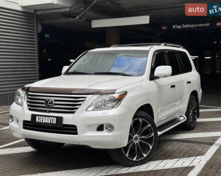 Білий Лексус ЛХ, об'ємом двигуна 5.7 л та пробігом 268 тис. км за 24000 $, фото 1 на Automoto.ua