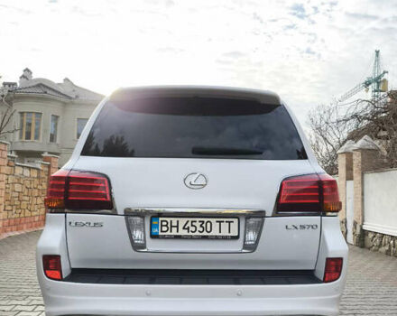 Белый Лексус ЛХ, объемом двигателя 5.7 л и пробегом 169 тыс. км за 37999 $, фото 7 на Automoto.ua