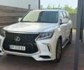 Белый Лексус ЛХ, объемом двигателя 5.66 л и пробегом 186 тыс. км за 27900 $, фото 1 на Automoto.ua