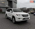 Белый Лексус ЛХ, объемом двигателя 5.66 л и пробегом 287 тыс. км за 28900 $, фото 4 на Automoto.ua