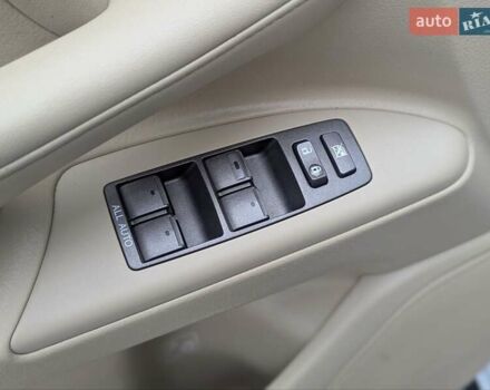 Белый Лексус ЛХ, объемом двигателя 5.7 л и пробегом 260 тыс. км за 24000 $, фото 17 на Automoto.ua