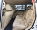 Белый Лексус ЛХ, объемом двигателя 5.66 л и пробегом 208 тыс. км за 25500 $, фото 12 на Automoto.ua