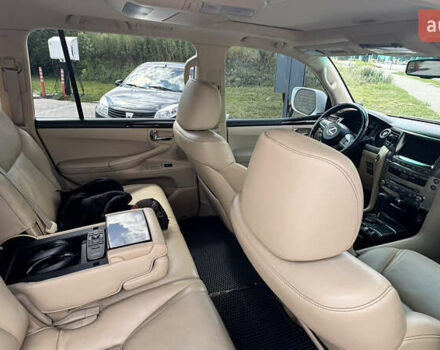 Белый Лексус ЛХ, объемом двигателя 5.66 л и пробегом 173 тыс. км за 30500 $, фото 12 на Automoto.ua
