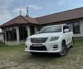 Белый Лексус ЛХ, объемом двигателя 5.7 л и пробегом 221 тыс. км за 27000 $, фото 1 на Automoto.ua