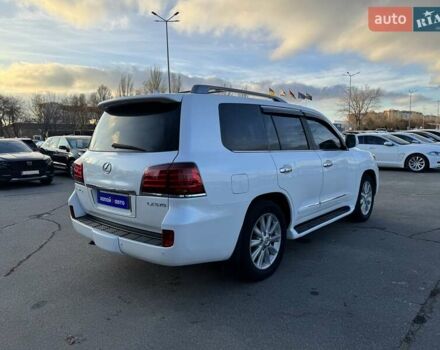 Білий Лексус ЛХ, об'ємом двигуна 5.66 л та пробігом 208 тис. км за 24500 $, фото 4 на Automoto.ua