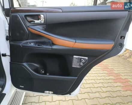 Белый Лексус ЛХ, объемом двигателя 5.7 л и пробегом 169 тыс. км за 37999 $, фото 23 на Automoto.ua