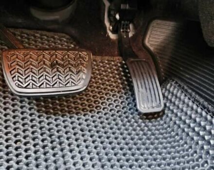 Белый Лексус ЛХ, объемом двигателя 5.7 л и пробегом 169 тыс. км за 37999 $, фото 34 на Automoto.ua