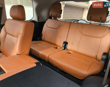 Белый Лексус ЛХ, объемом двигателя 5.7 л и пробегом 169 тыс. км за 37999 $, фото 16 на Automoto.ua