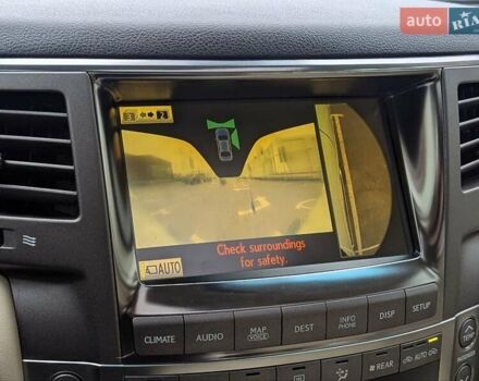 Белый Лексус ЛХ, объемом двигателя 5.7 л и пробегом 260 тыс. км за 24000 $, фото 14 на Automoto.ua