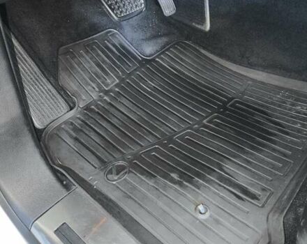 Белый Лексус ЛХ, объемом двигателя 5.7 л и пробегом 169 тыс. км за 37999 $, фото 33 на Automoto.ua