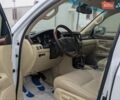 Белый Лексус ЛХ, объемом двигателя 5.7 л и пробегом 260 тыс. км за 24000 $, фото 6 на Automoto.ua