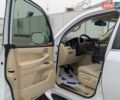 Белый Лексус ЛХ, объемом двигателя 5.7 л и пробегом 260 тыс. км за 24000 $, фото 5 на Automoto.ua