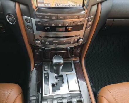 Белый Лексус ЛХ, объемом двигателя 5.7 л и пробегом 169 тыс. км за 37999 $, фото 37 на Automoto.ua